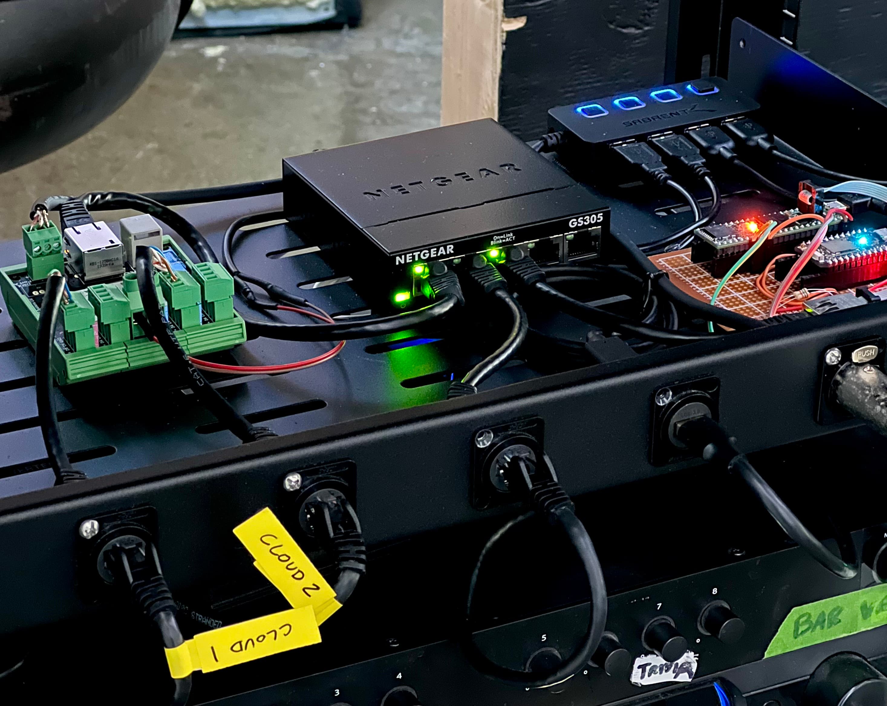 Rack system, front view